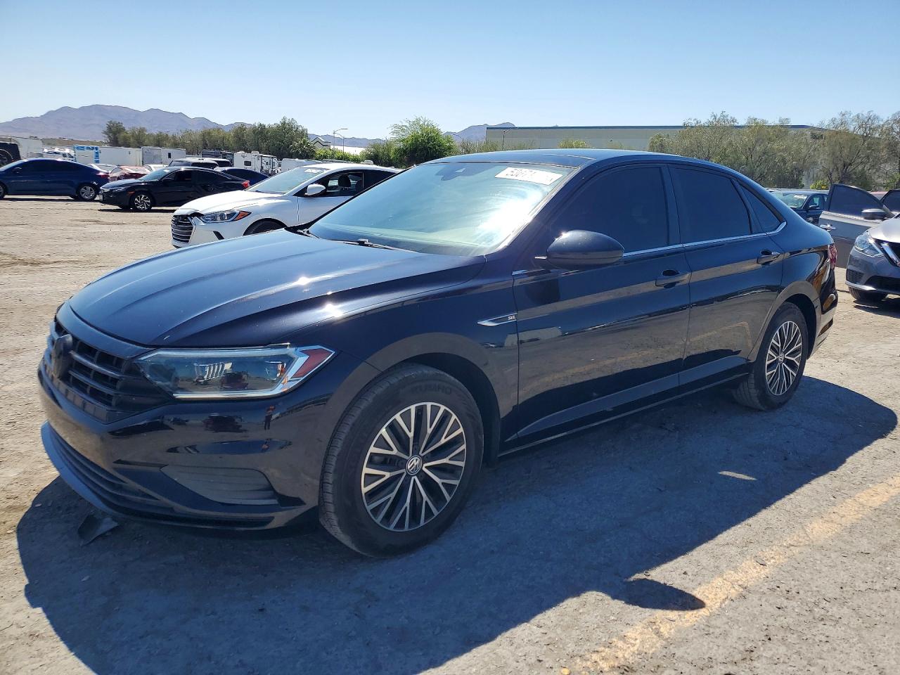 Salvage Volkswagen Jetta Image