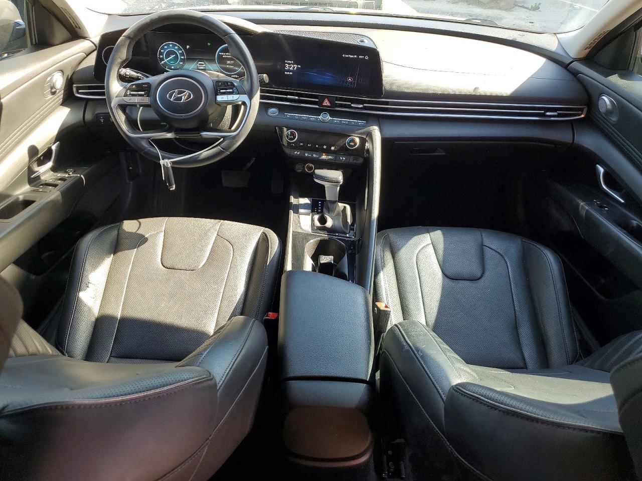 Hyundai ELANTRA Limited