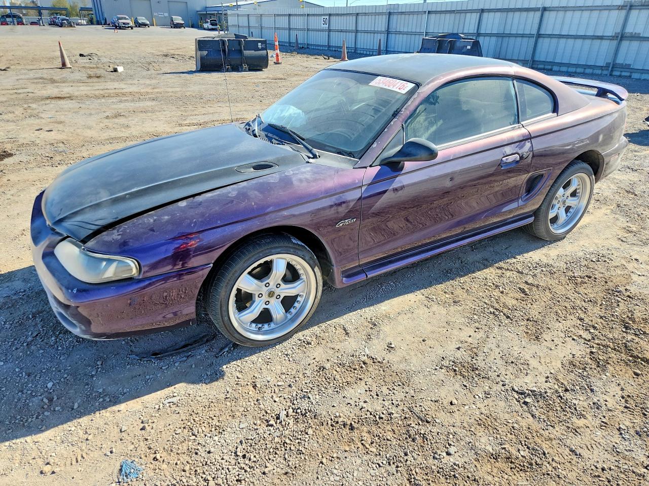 Salvage Ford Mustang Image