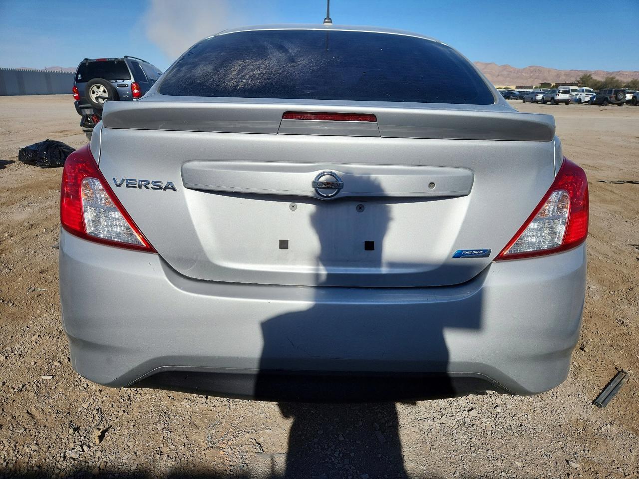 Nissan Versa 1.6 S Plus