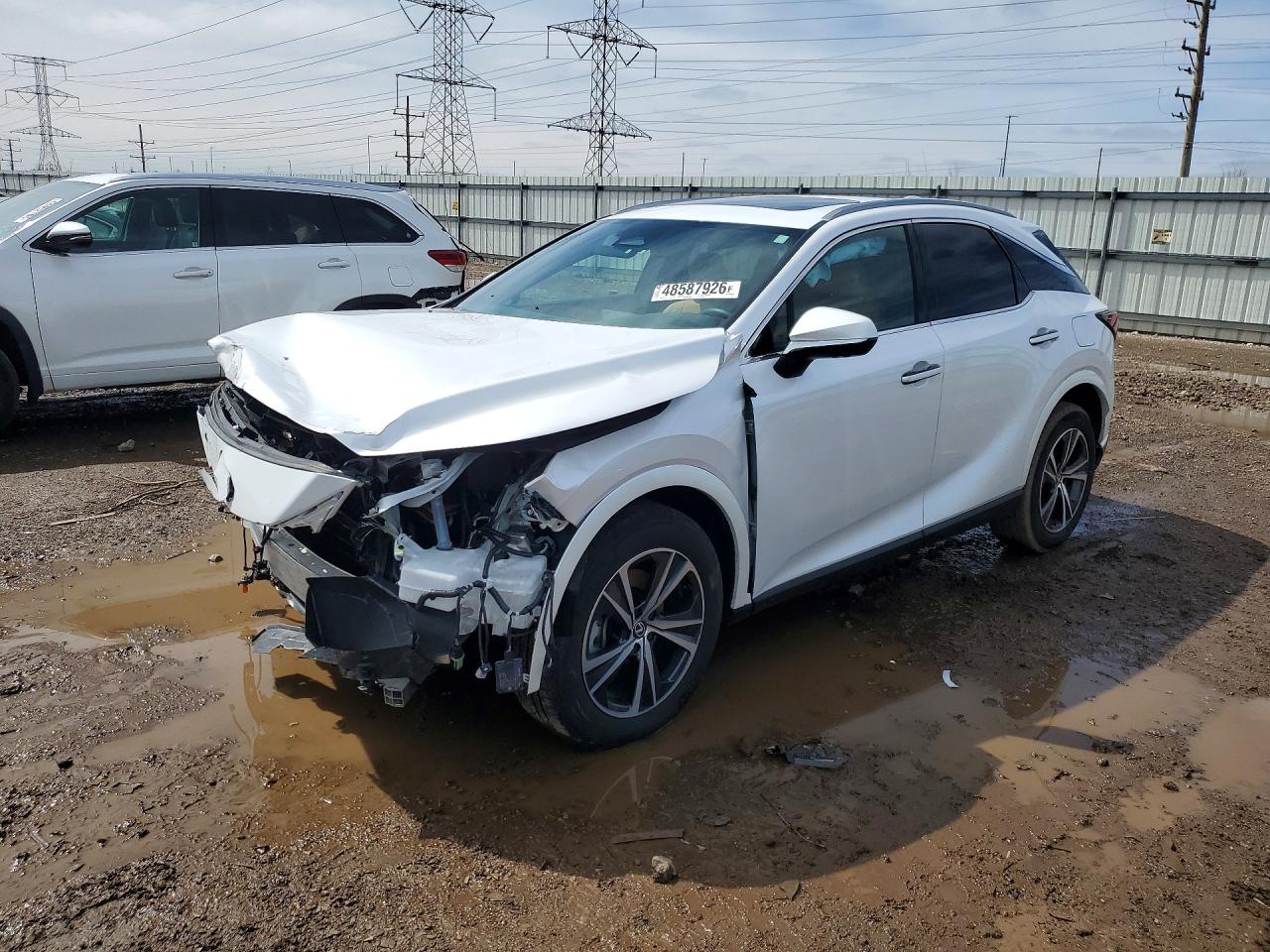 Salvage Lexus RX Image
