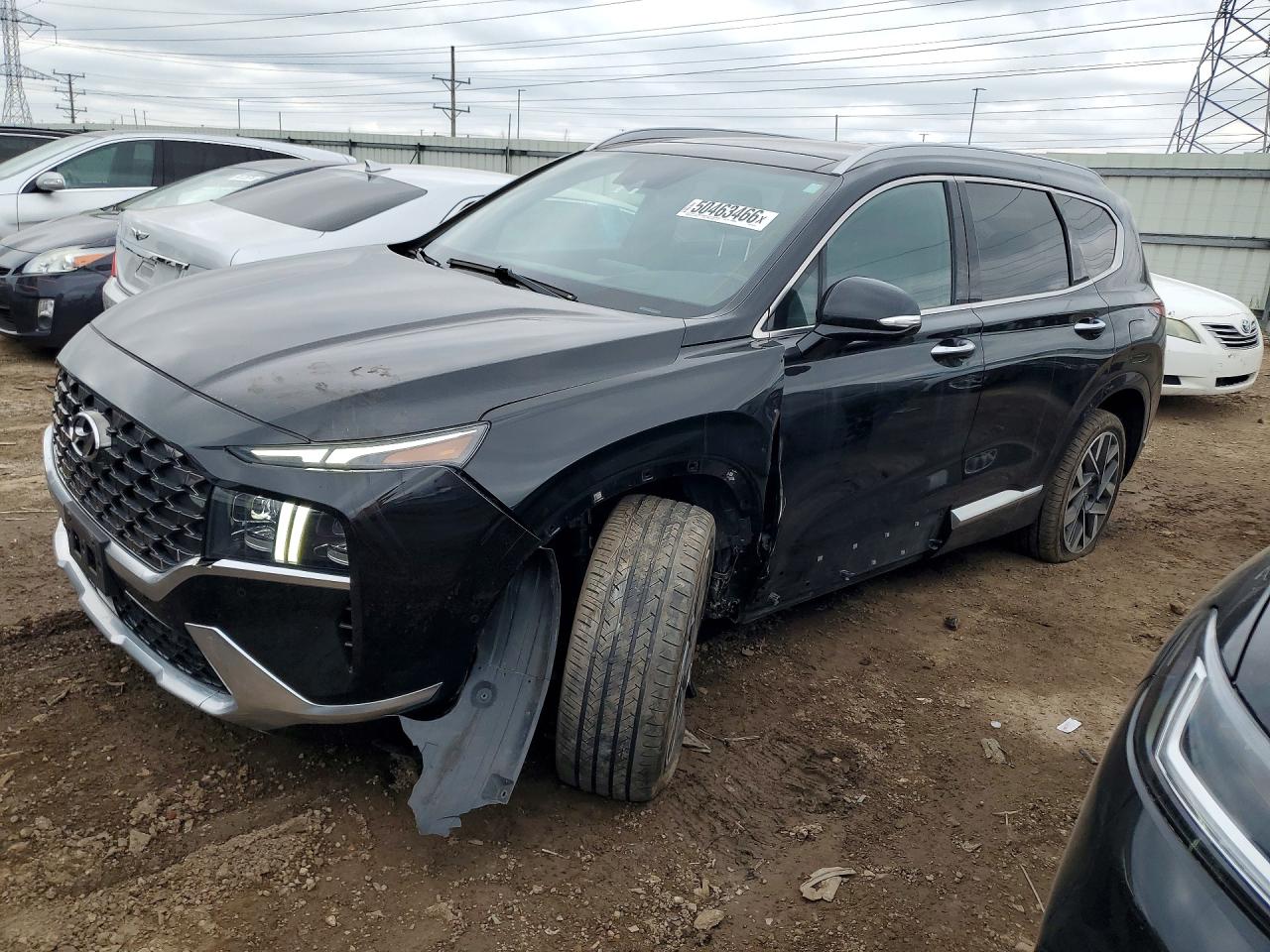 Salvage Hyundai SANTA FE Image