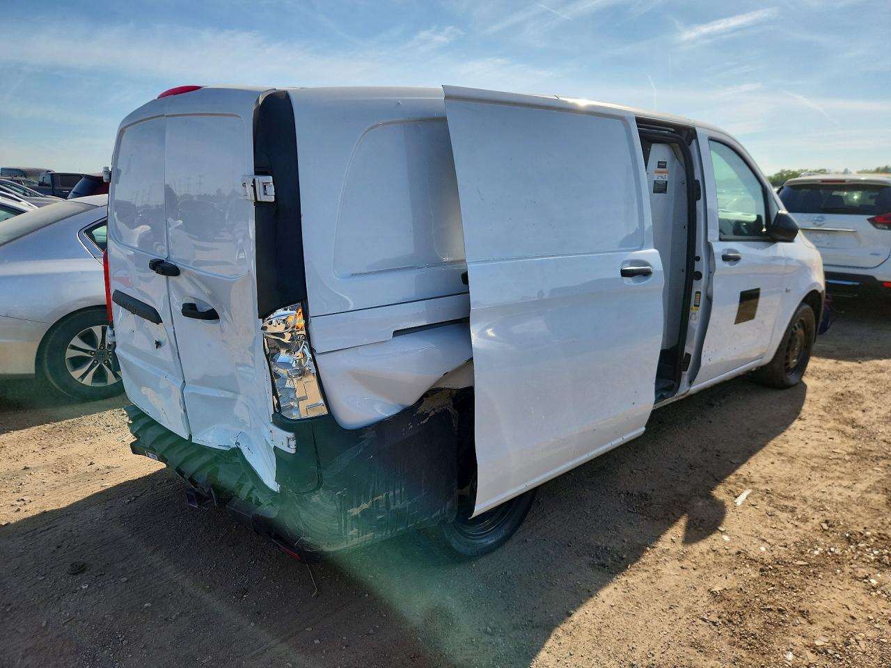 Mercedes-Benz Metris