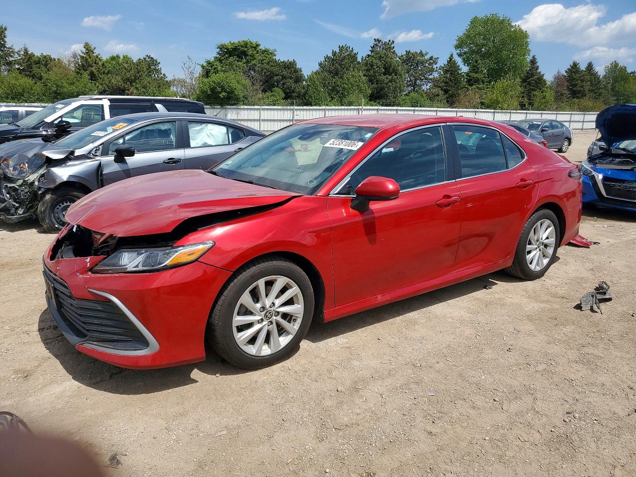 Salvage Toyota Camry Image