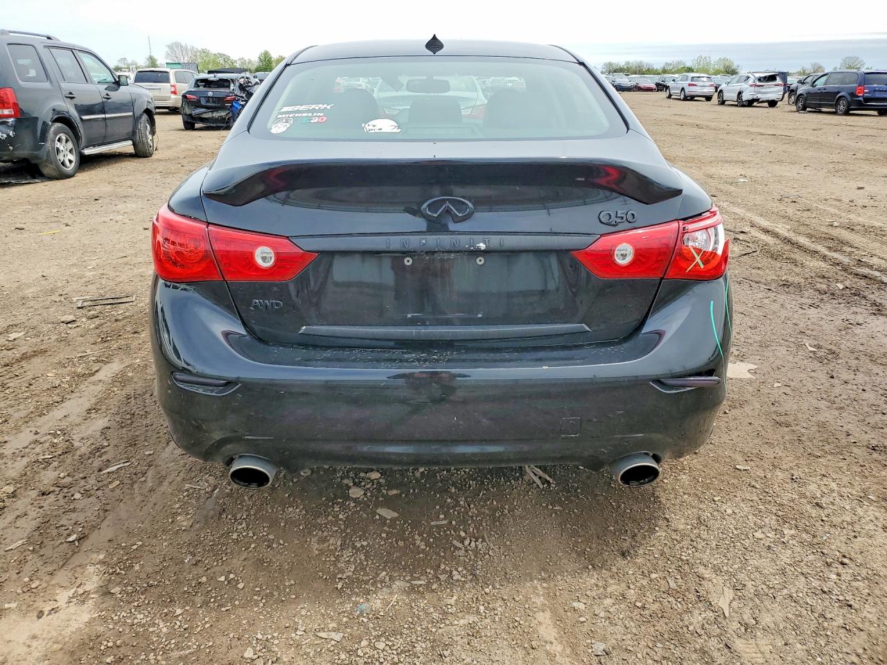 INFINITI Q50 Base