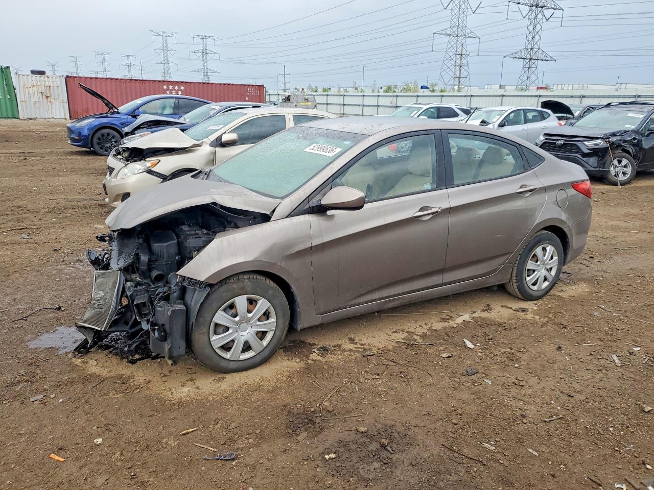Salvage Hyundai ACCENT Image