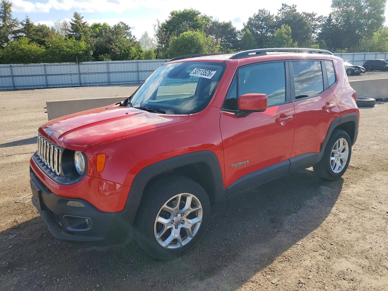 Salvage Jeep Renegade Image