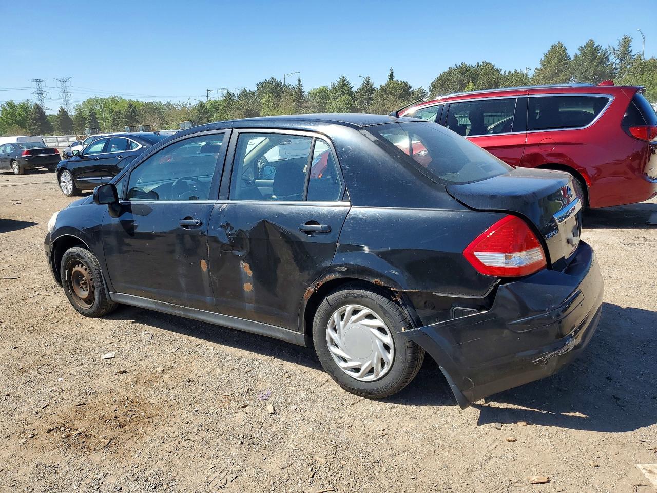 Nissan Versa 1.8 S