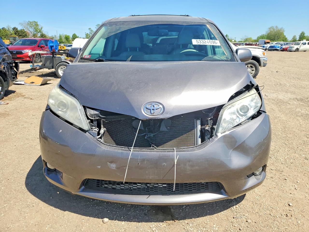 Toyota Sienna Xle 8-passenger