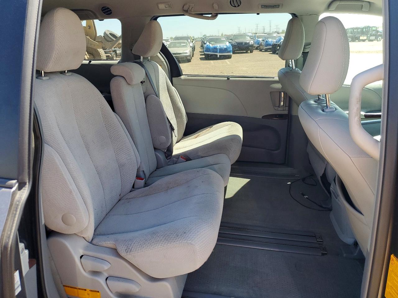 Toyota Sienna Xle 8-passenger