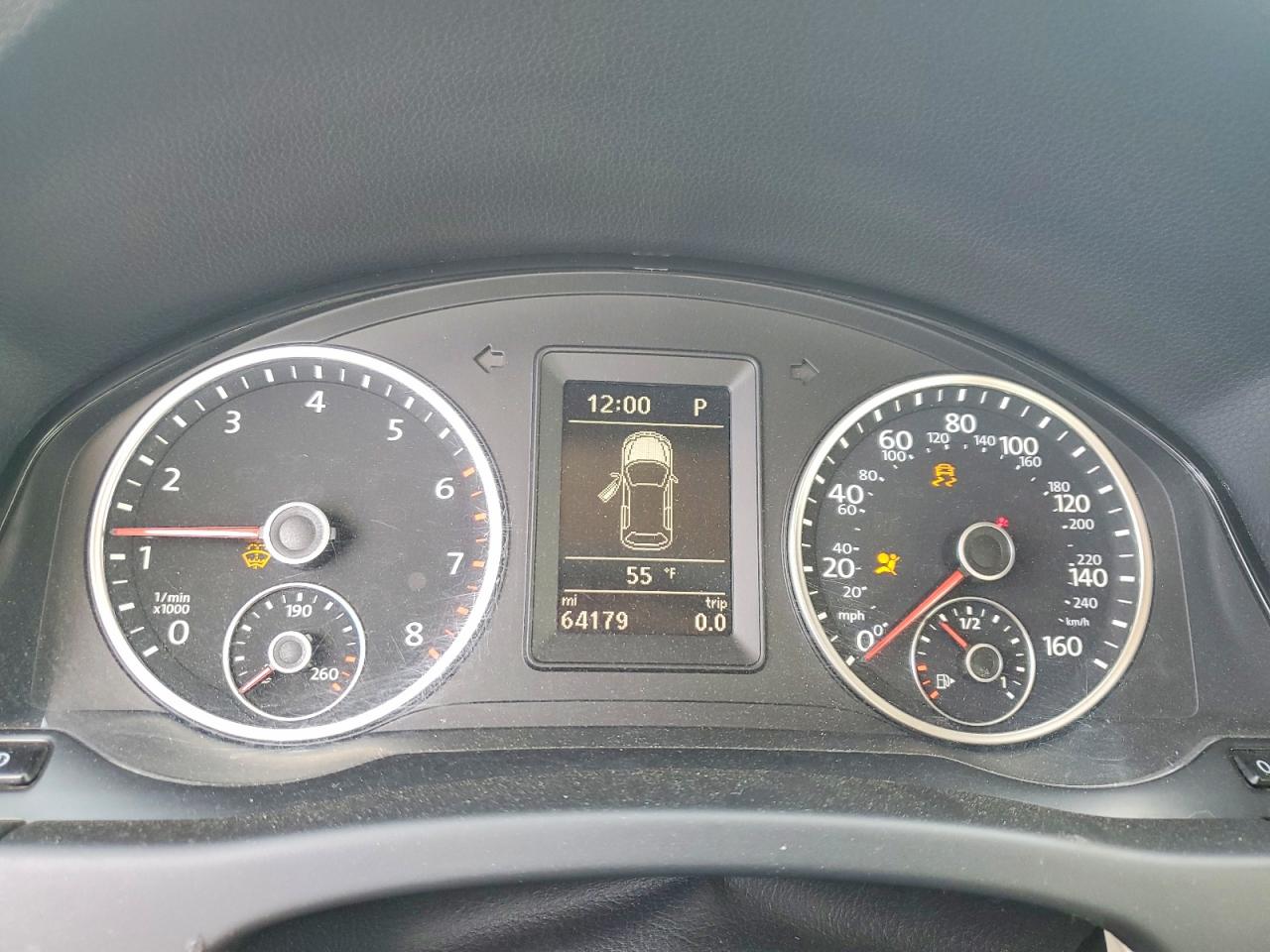 Volkswagen Tiguan S
