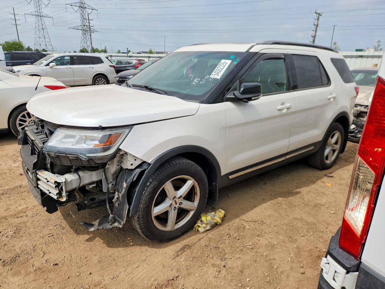 Salvage Ford Explorer Image