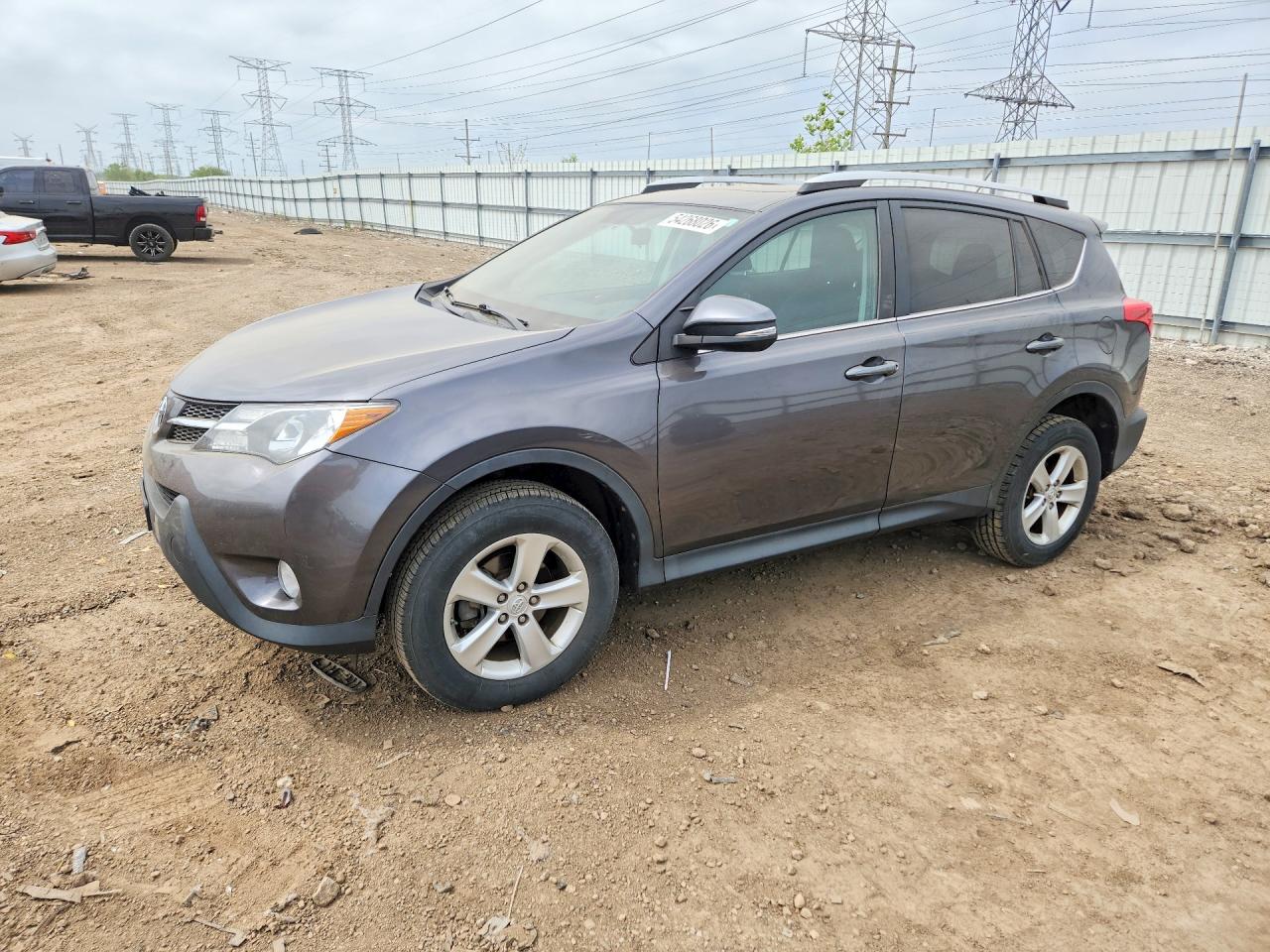 Salvage Toyota RAV4 Image