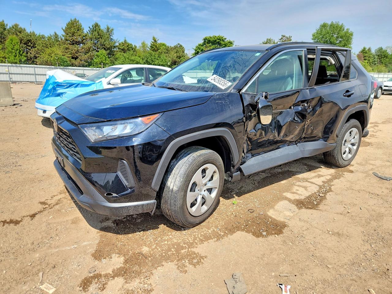 Salvage Toyota RAV4 Image