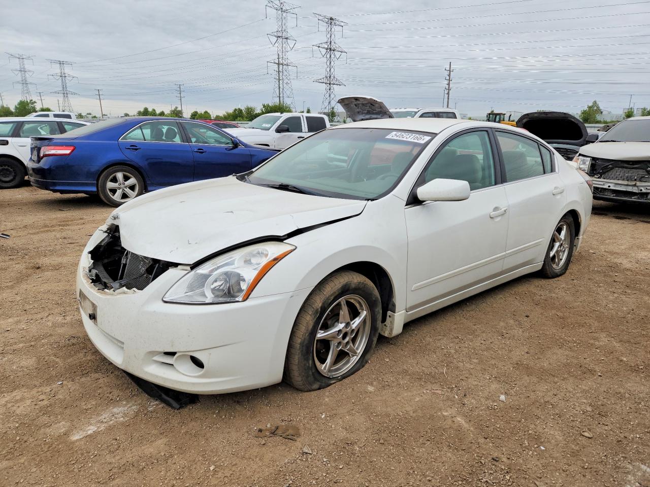 Salvage Nissan Altima Image