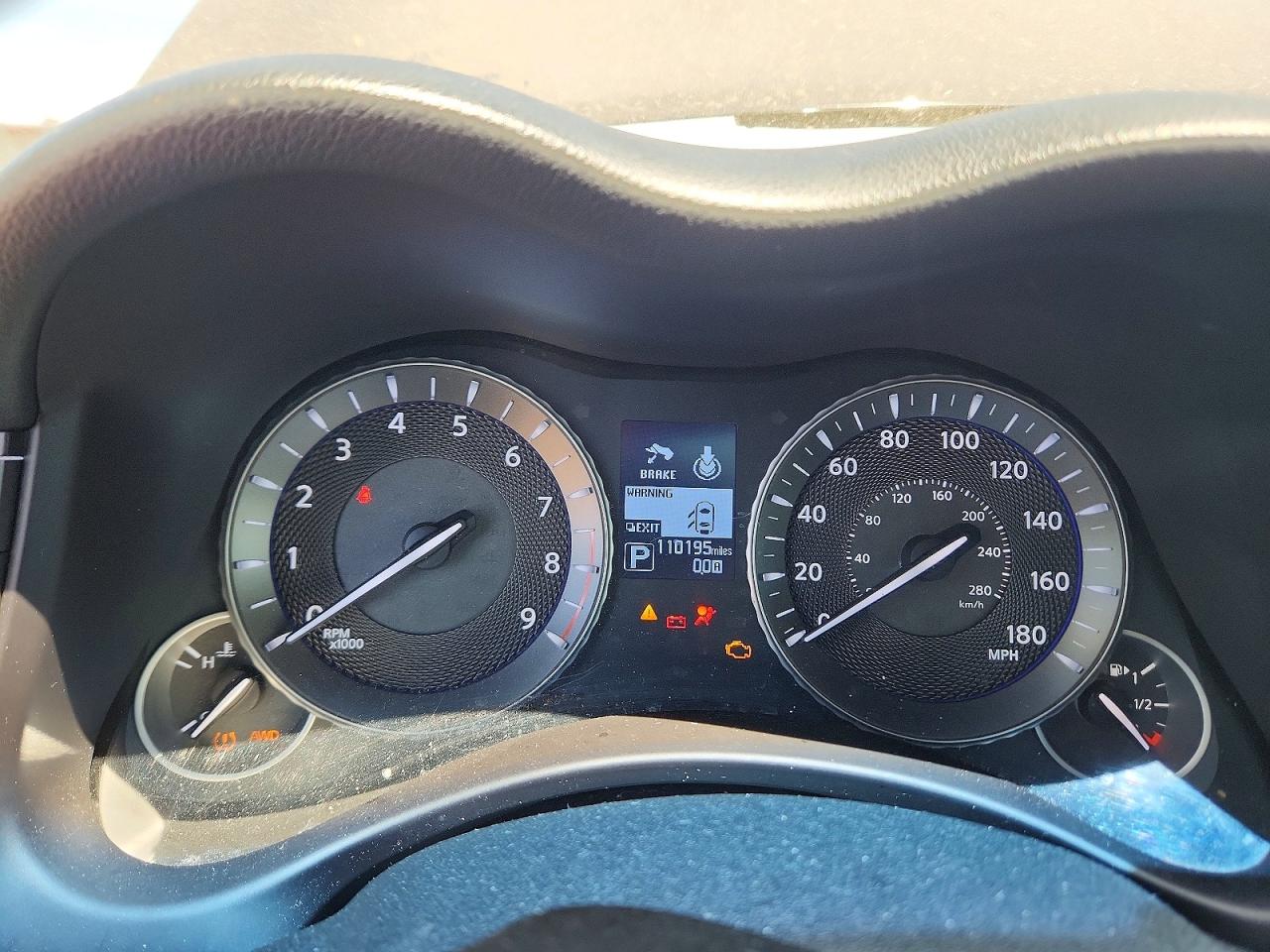 INFINITI Q70 3.7 Luxe