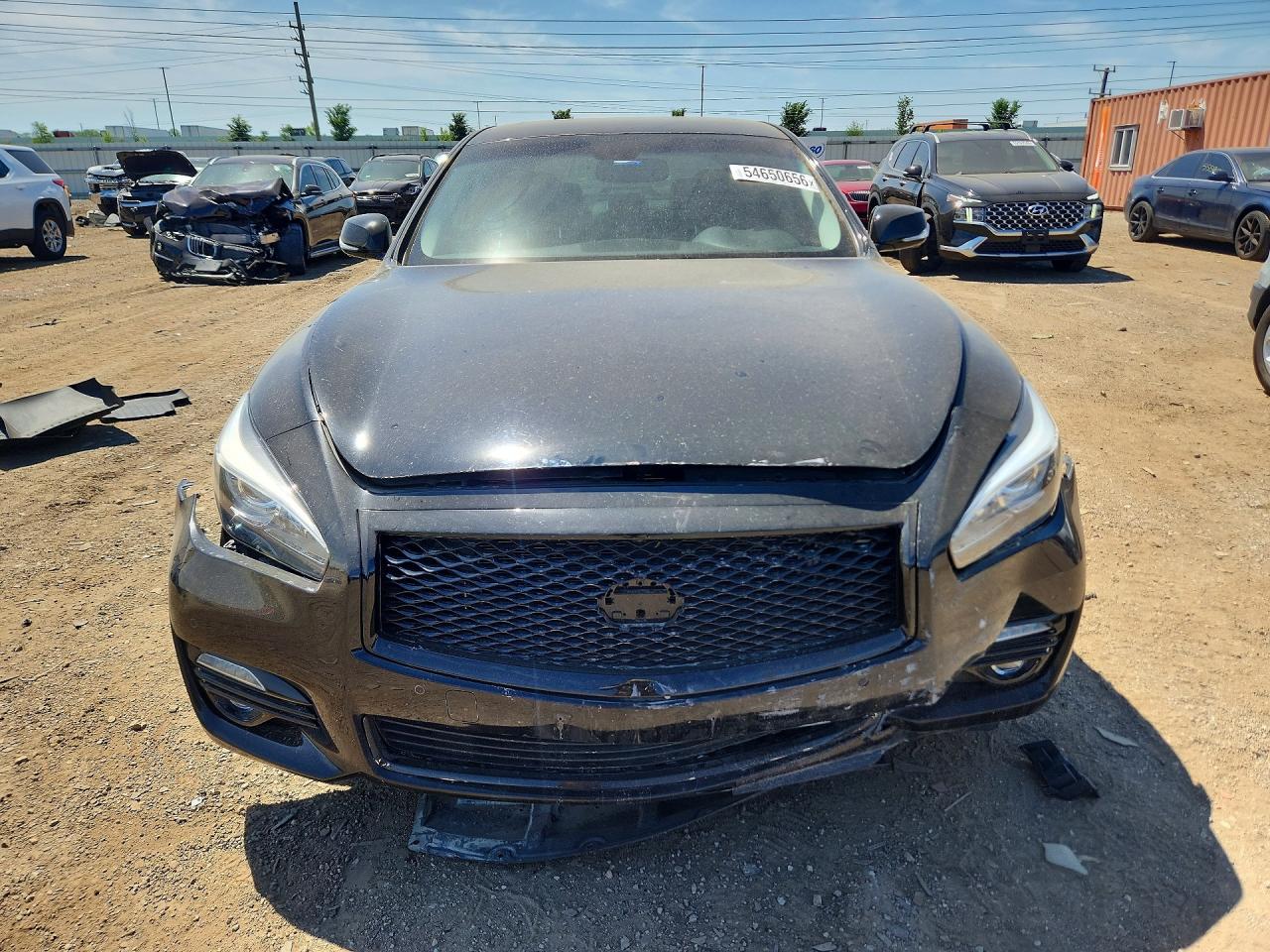 INFINITI Q70 3.7 Luxe