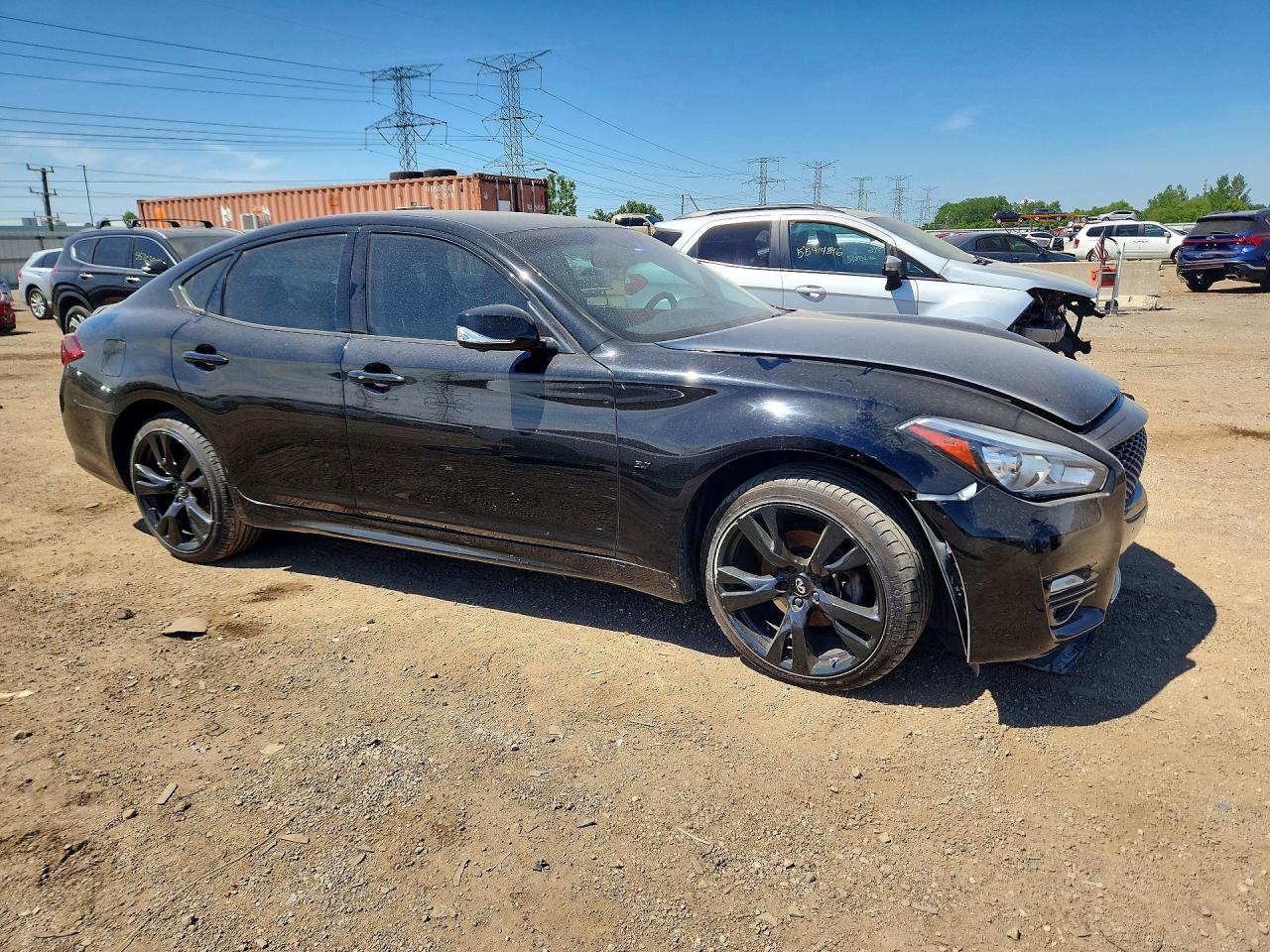 INFINITI Q70 3.7 Luxe