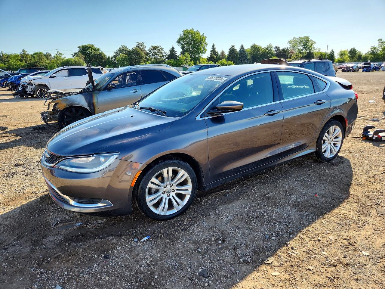Salvage Chrysler 200 Image