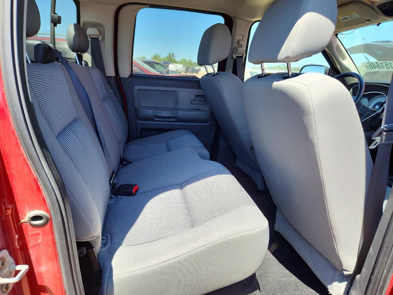 Dodge Dakota Quad Slt