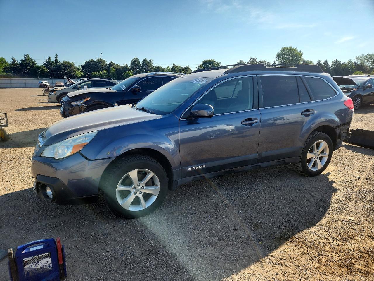 Salvage Subaru Outback Image