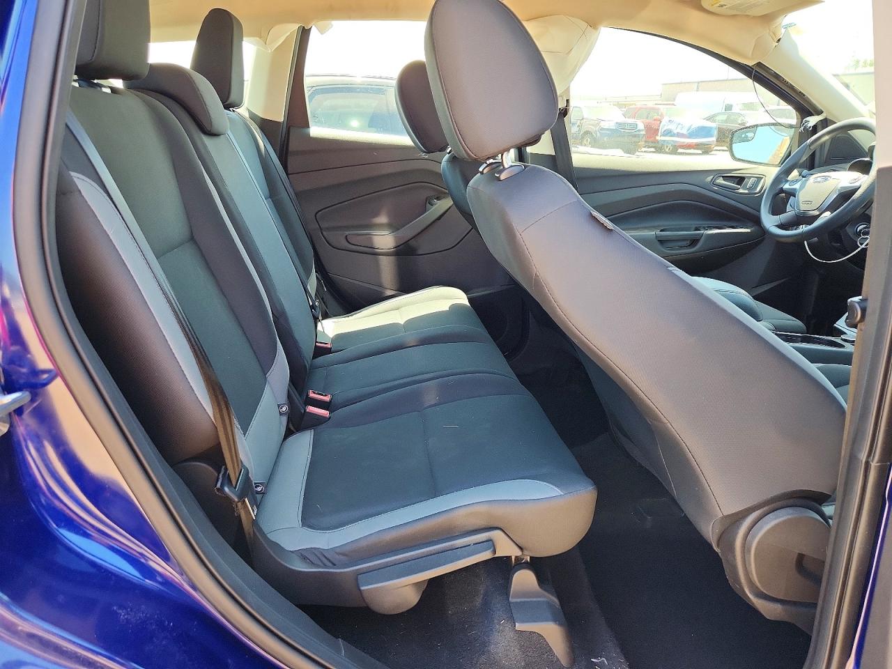 Ford Escape S