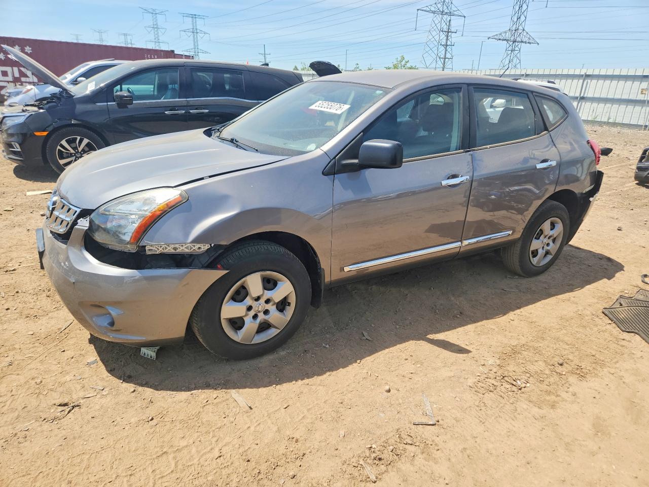 Salvage Nissan Rogue Image