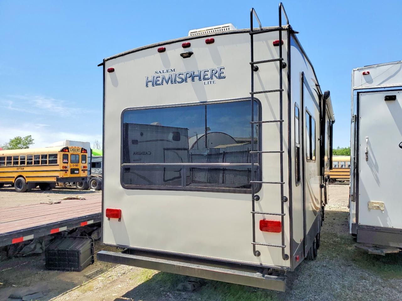 Salem Travel Tra