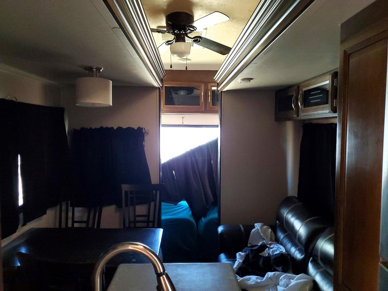 Salem Travel Tra