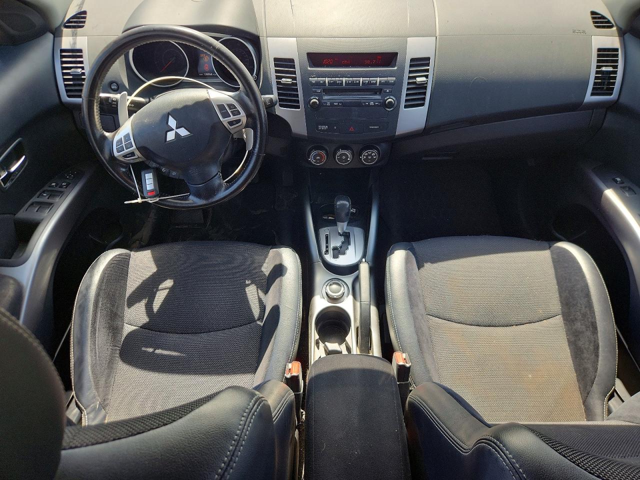 Mitsubishi Outlander Se