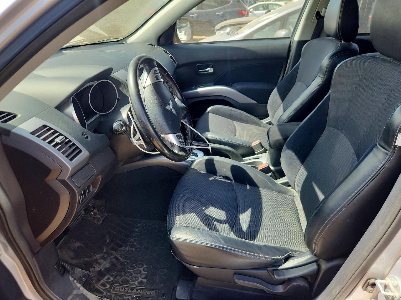 Mitsubishi Outlander Se