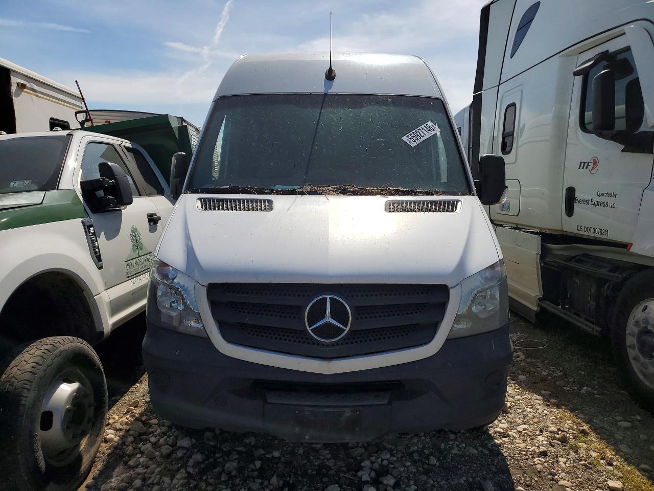 Mercedes-Benz Sprinter 2500