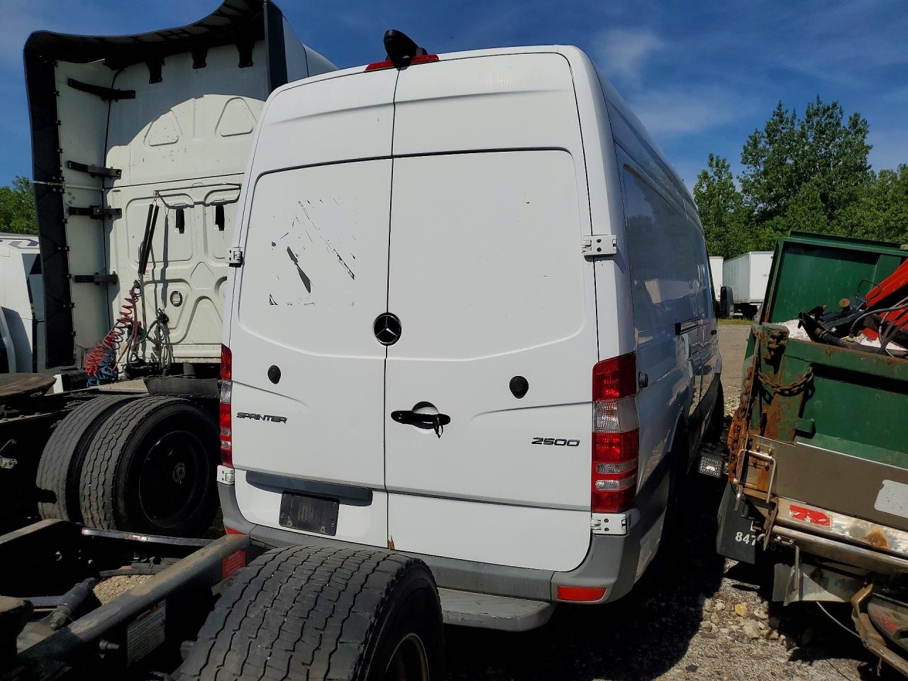 Mercedes-Benz Sprinter 2500