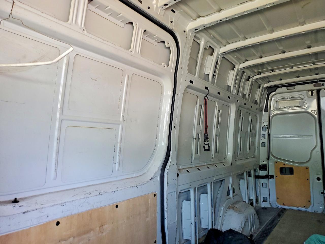 Mercedes-Benz Sprinter 2500