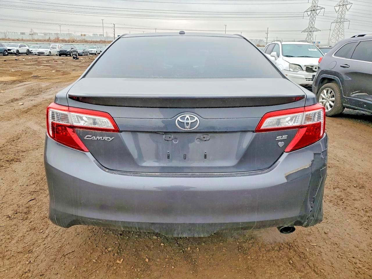 Toyota Camry Se