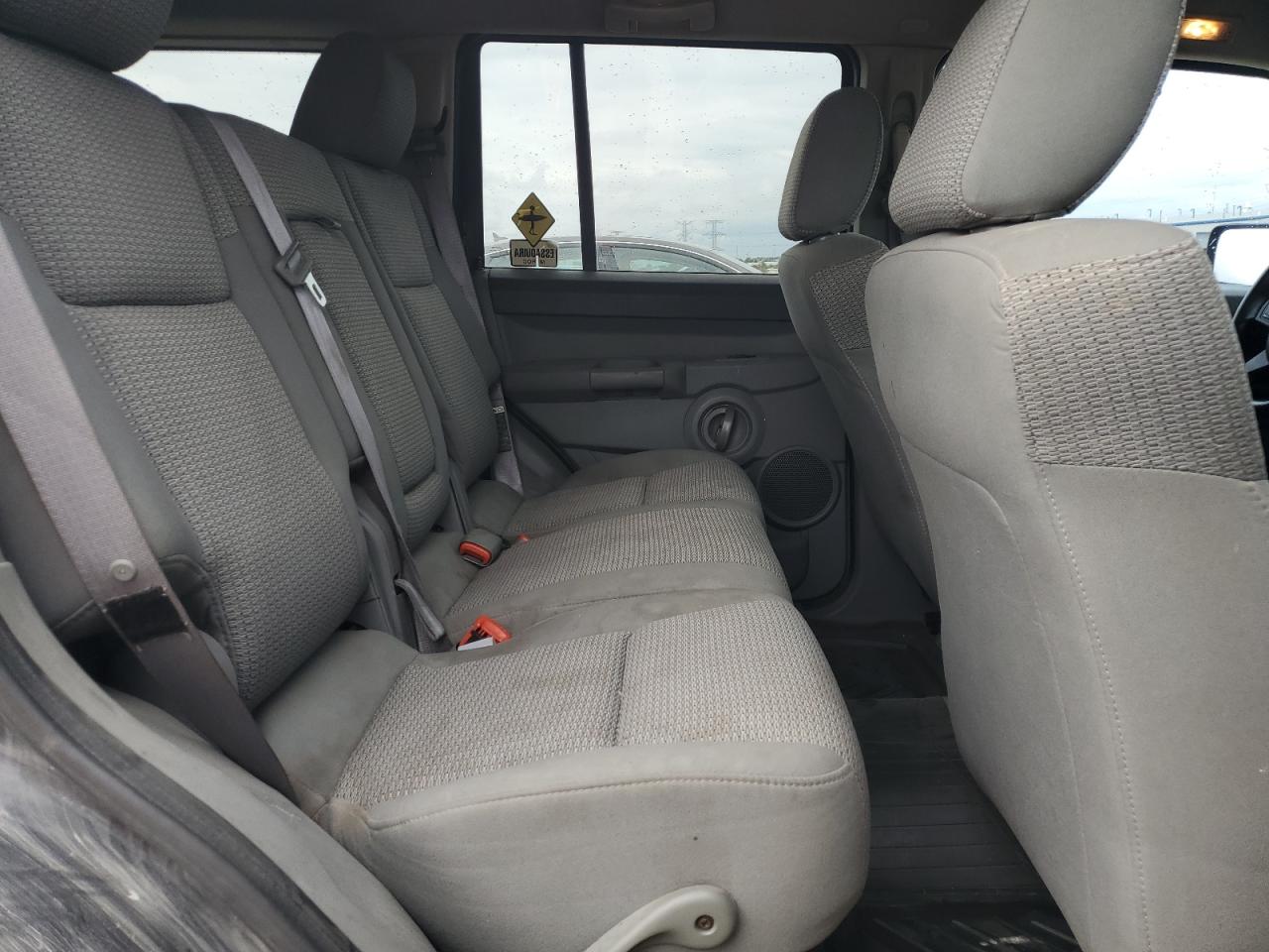 Jeep Commander