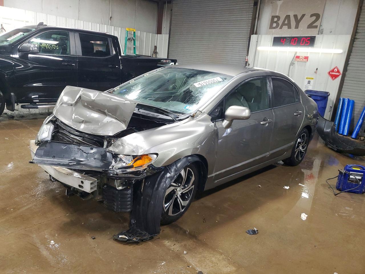 Salvage Honda Civic Image