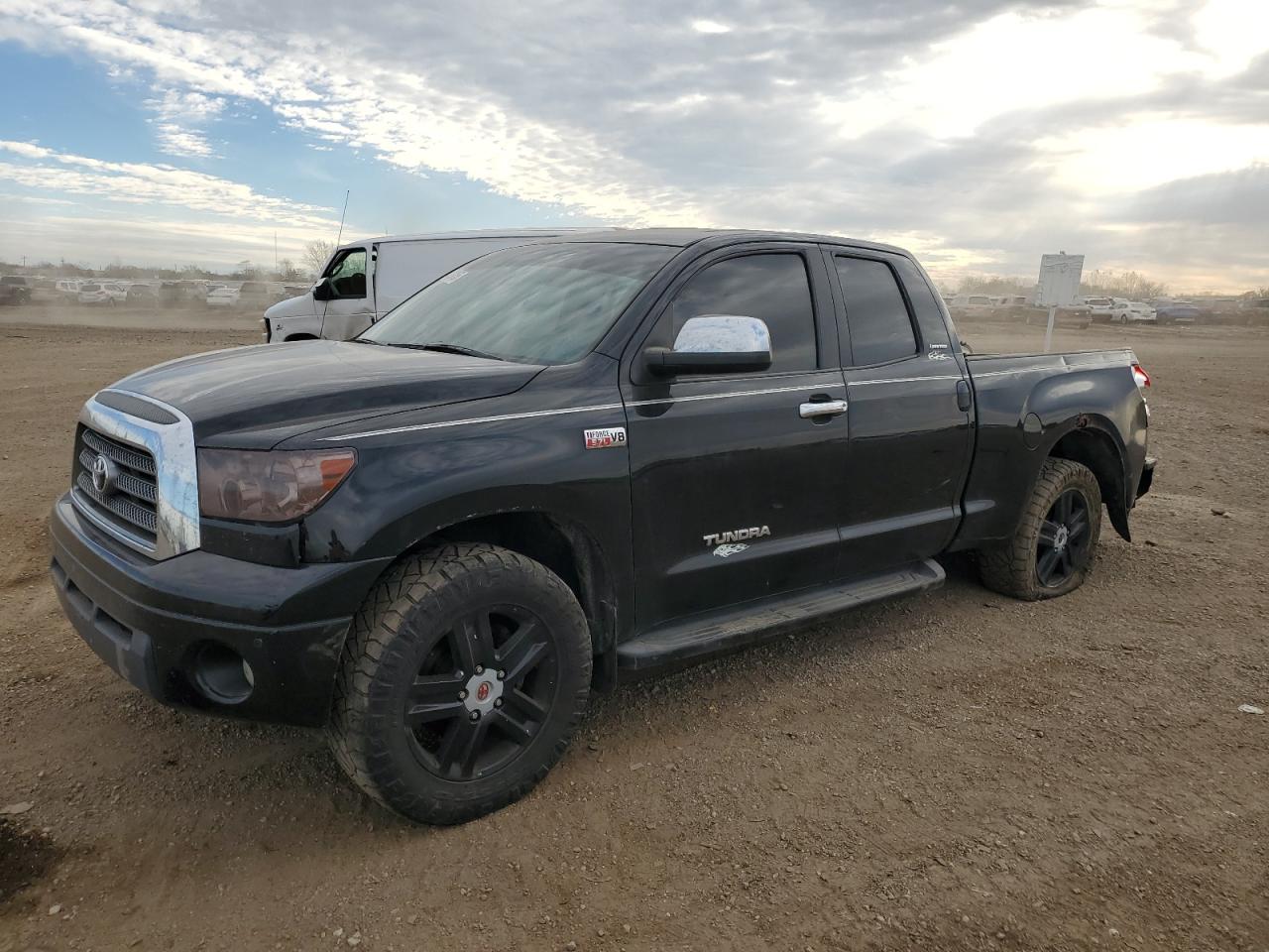 Salvage Toyota Tundra Image