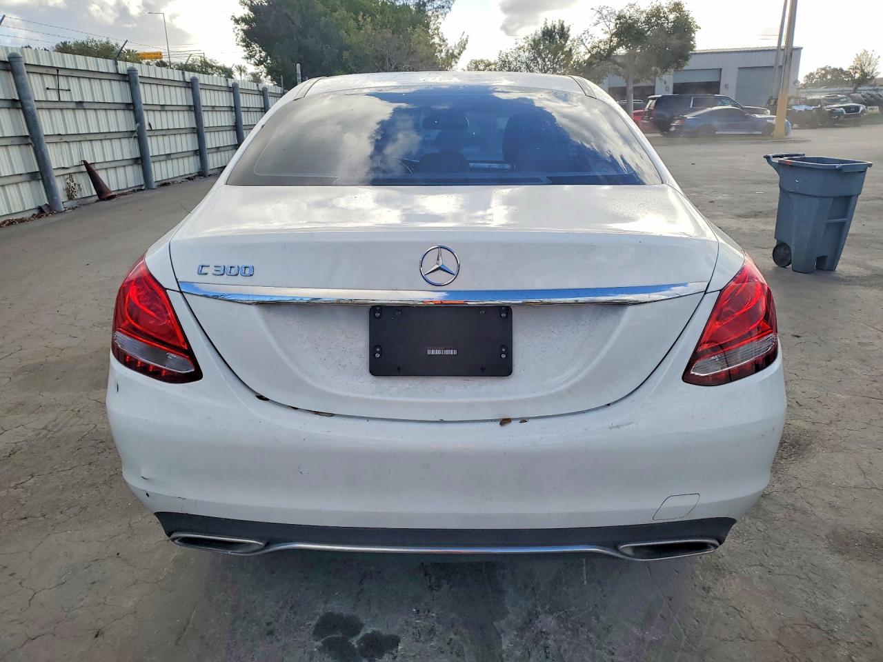 Mercedes-Benz C-Class 300