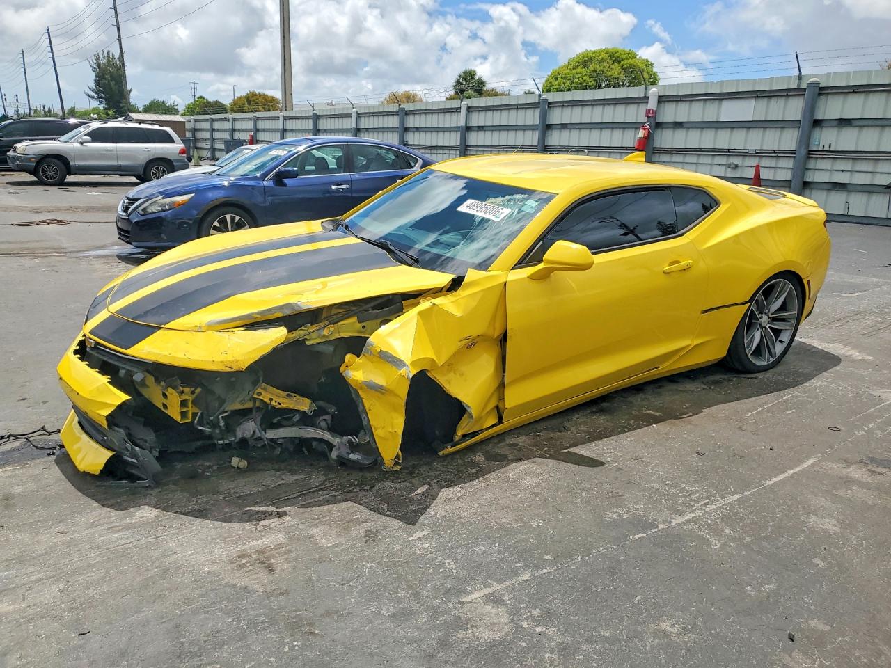 Salvage Chevrolet Camaro Image