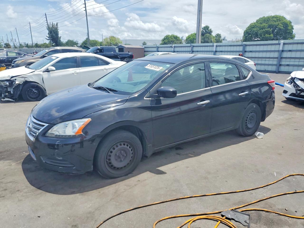 Salvage Nissan Sentra Image