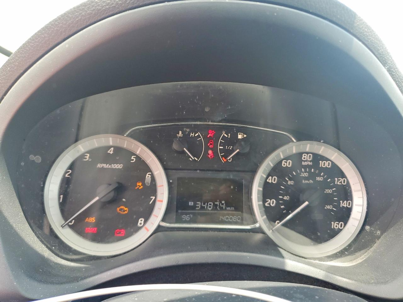 Nissan Versa Sv