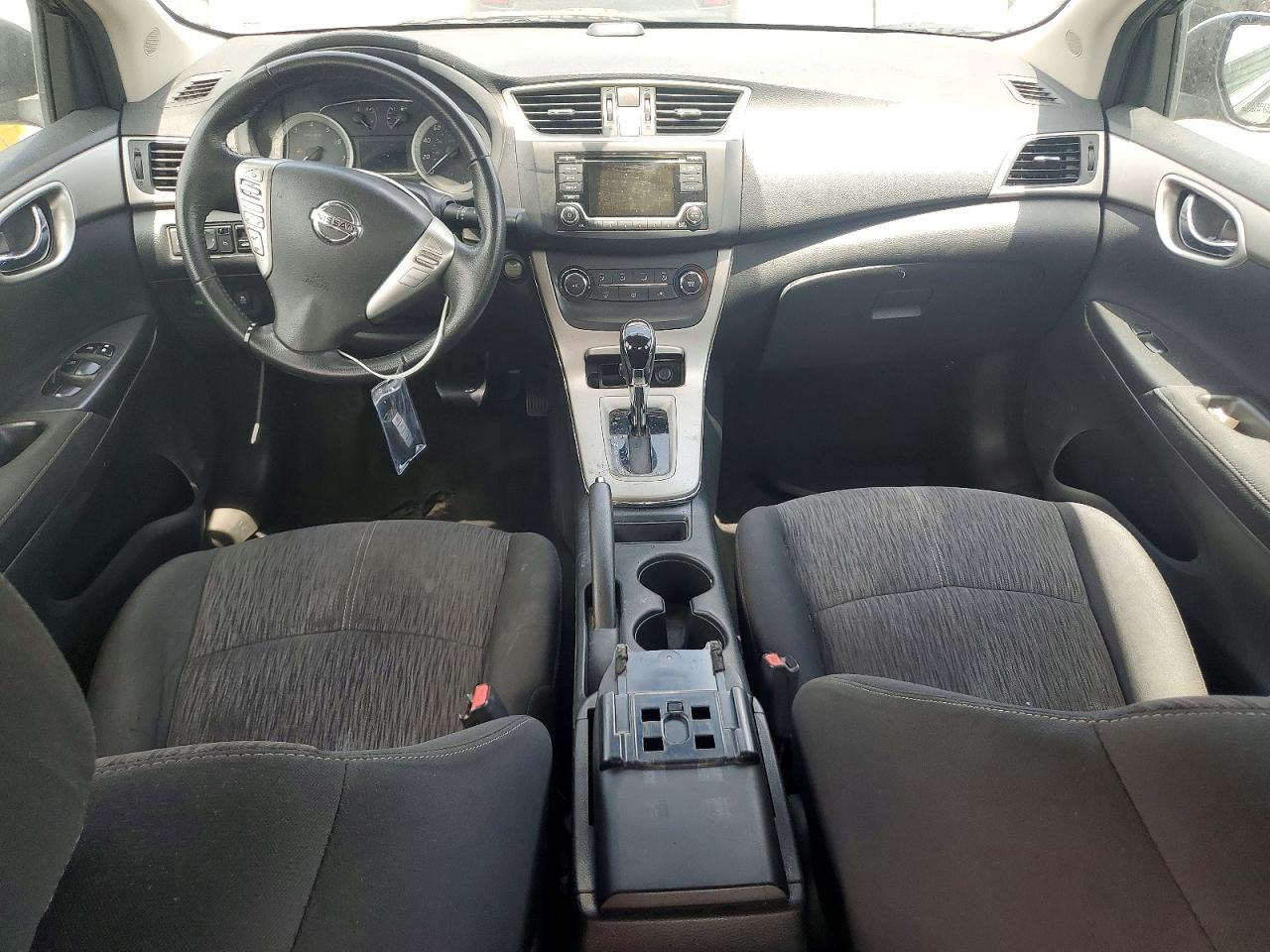 Nissan Versa Sv