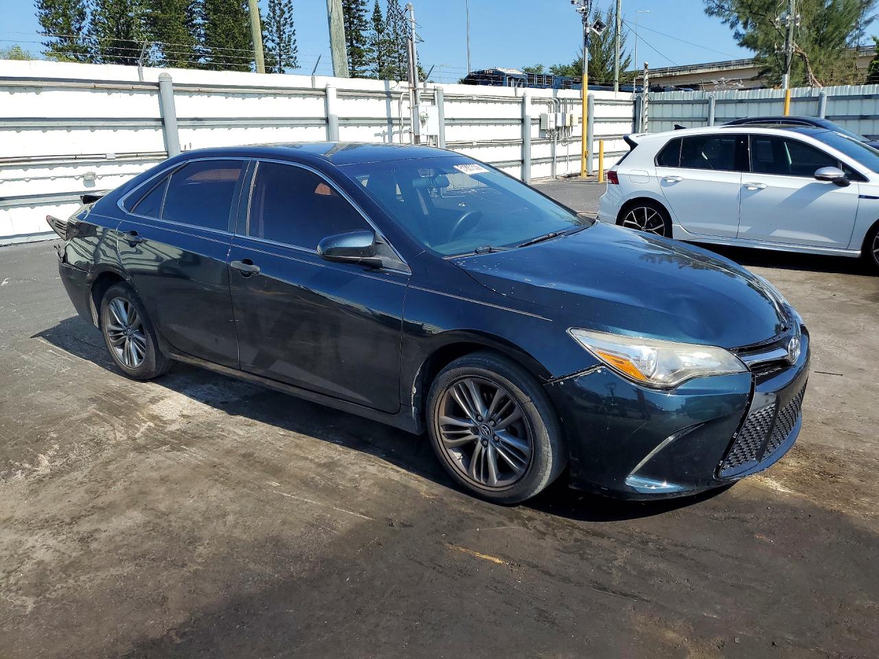 Toyota Camry Se