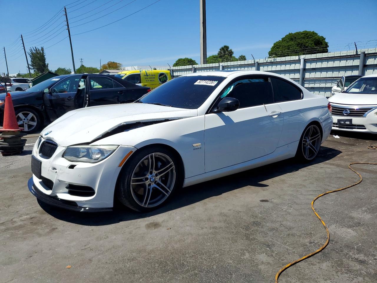 Salvage BMW 3 Series Image