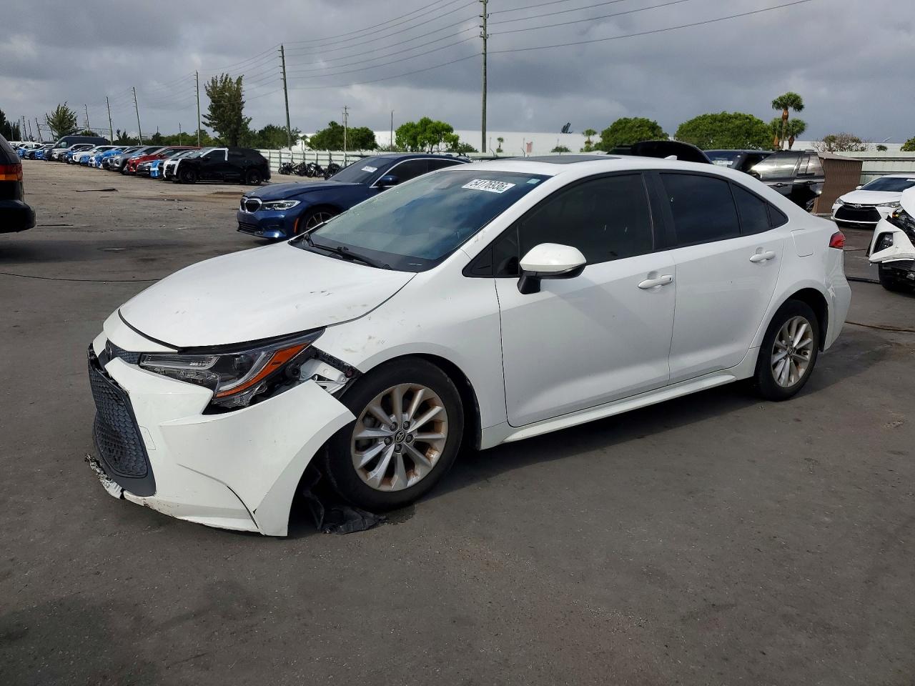 Salvage Toyota Corolla Image