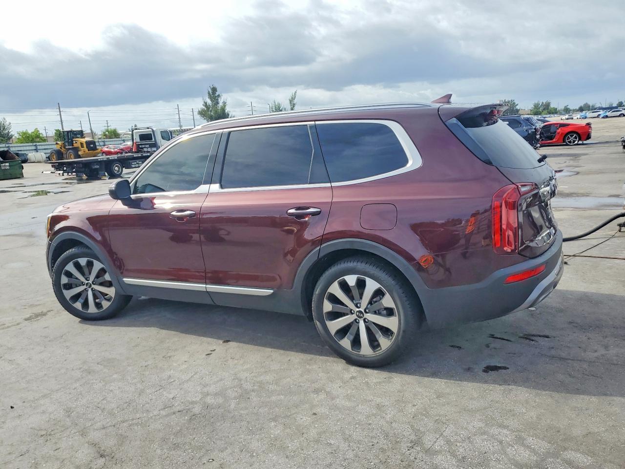 Kia Telluride S