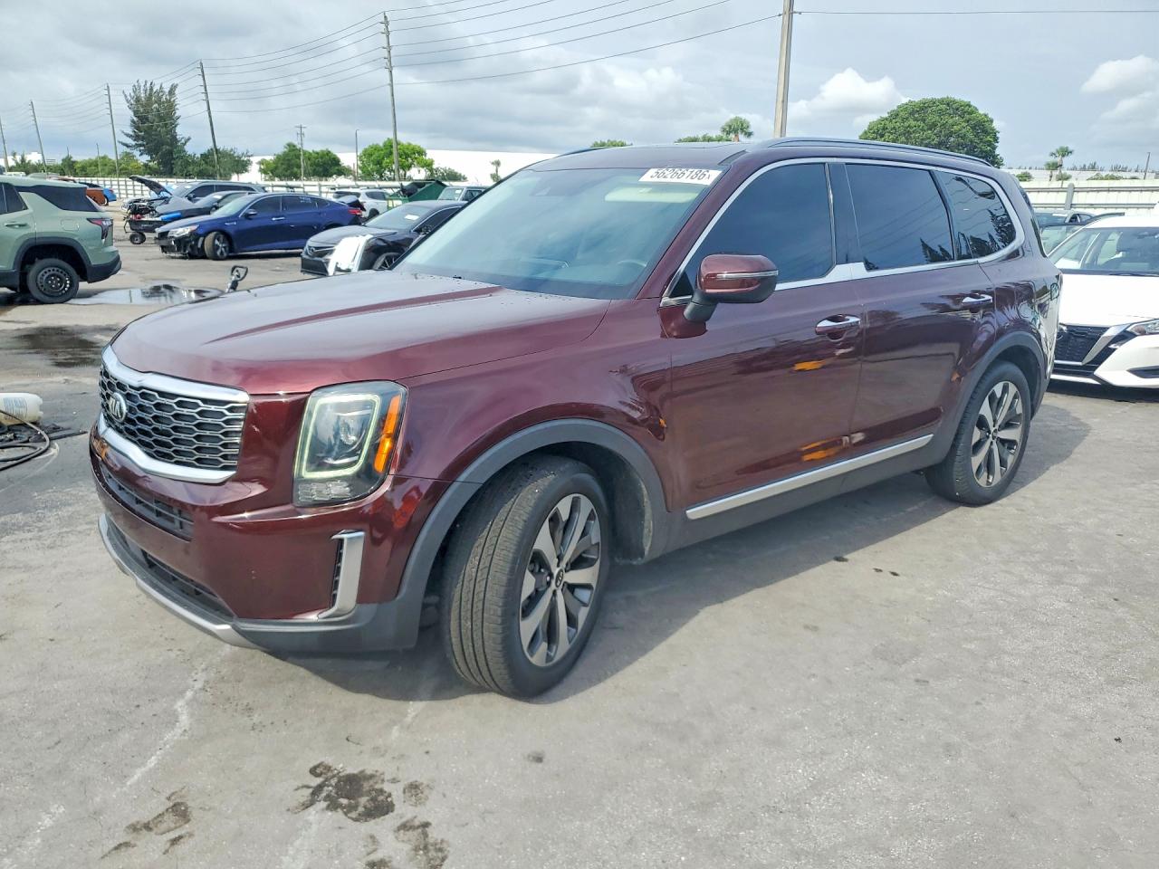 Salvage Kia Telluride Image