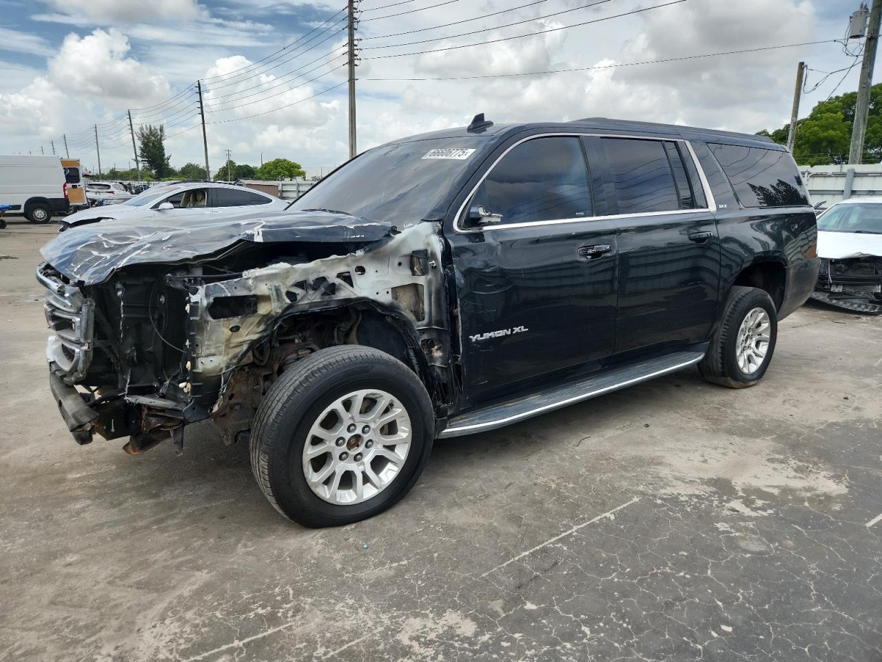 Salvage GMC Yukon Image