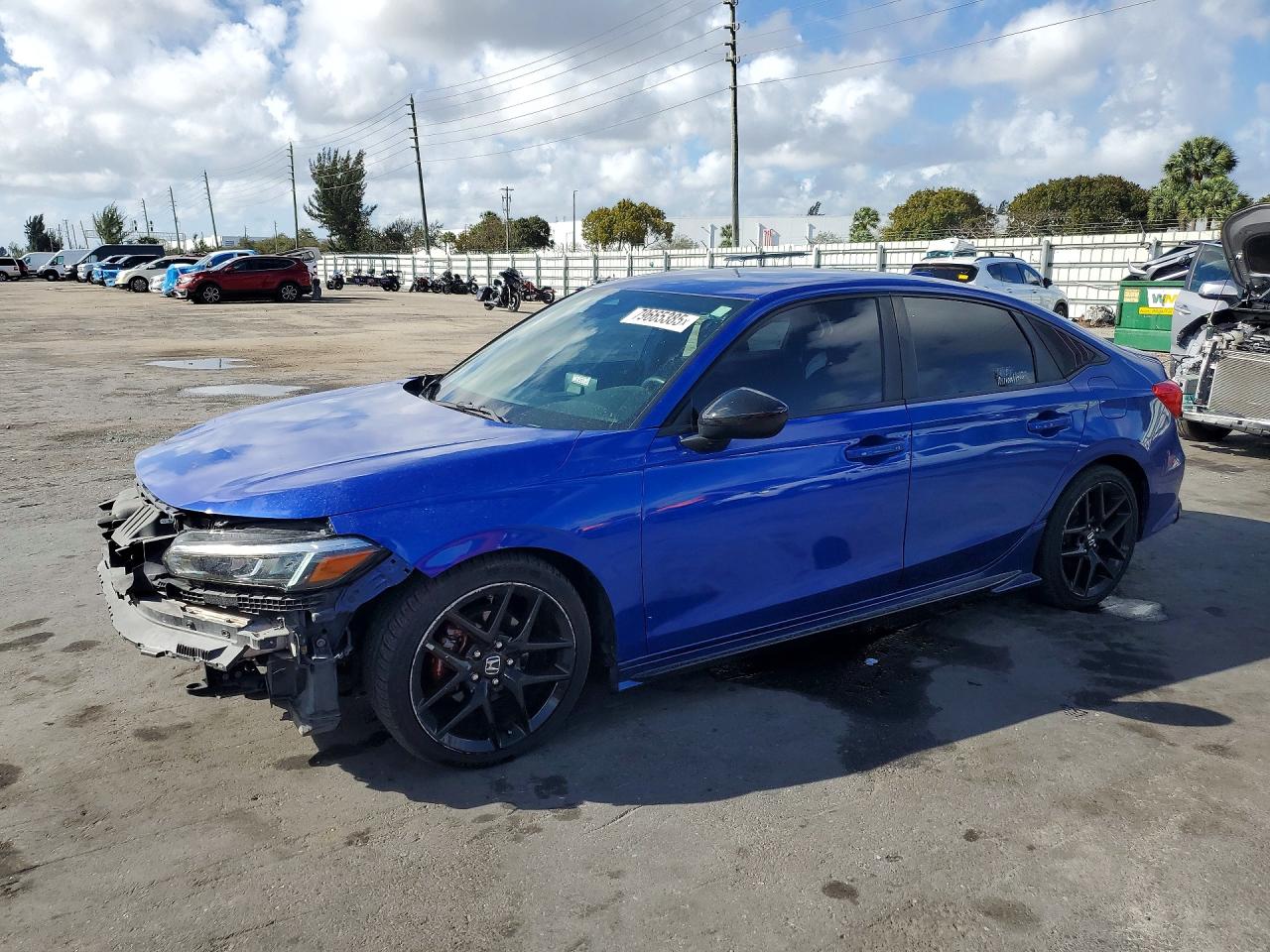 Salvage Honda Civic Image